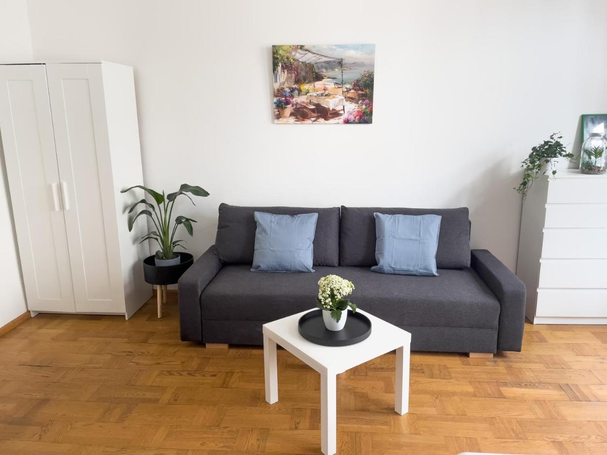 Sunny Studio Near Central Station Apartment เวียนนา ภายนอก รูปภาพ